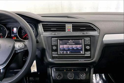 Platinum Gray Metallic 2018 Volkswagen Tiguan 2.0T S