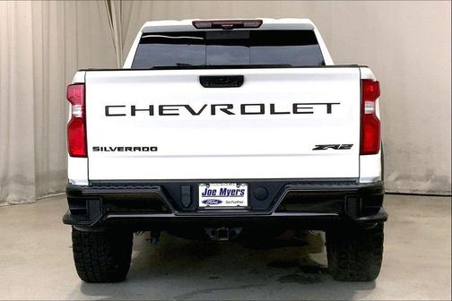 Summit White 2022 Chevrolet Silverado 1500 ZR2