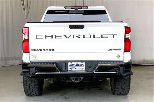 Summit White 2022 Chevrolet Silverado 1500 ZR2