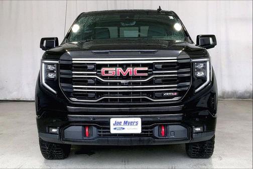 Onyx Black 2024 GMC Sierra 1500 AT4