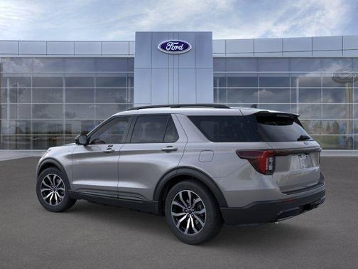Carbonized Gray Metallic 2026 Ford Explorer ST-Line