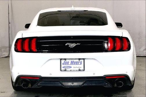 Oxford White 2022 Ford Mustang EcoBoost Premium