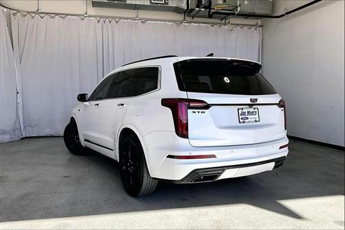 2021 Cadillac XT6 Premium Luxury FWD