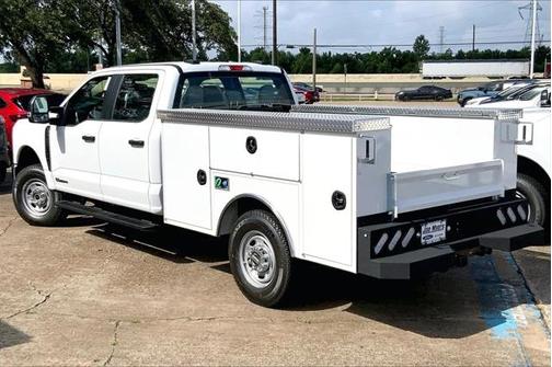 2025 Ford F-250 XL