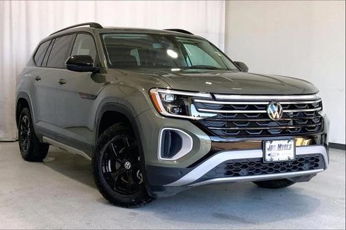 2024 Volkswagen Atlas 2.0T SE w/Technology 4MOTION
