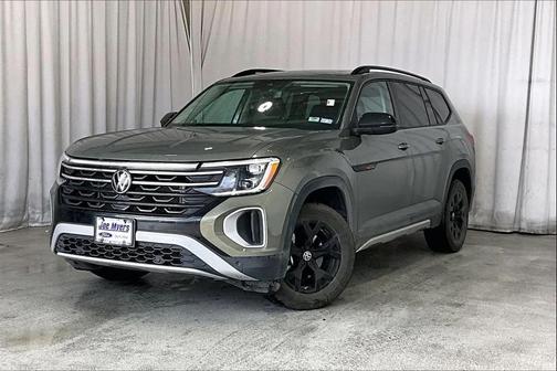 2024 Volkswagen Atlas 2.0T SE w/Technology 4MOTION