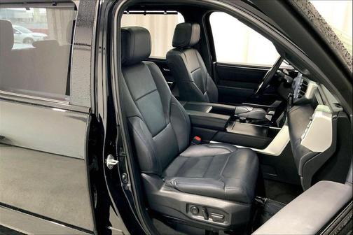 Midnight Black Metallic 2024 Toyota Tundra Platinum