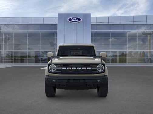 Desert Sand 2026 Ford Bronco Outer Banks