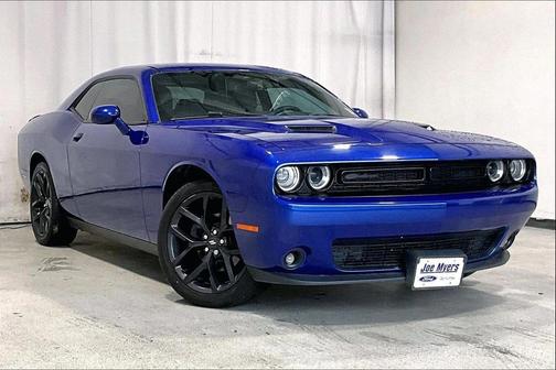 2021 Dodge Challenger SXT