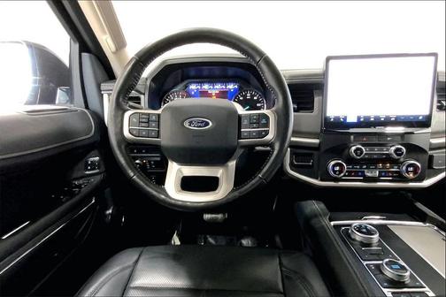 2022 Ford Expedition Max XLT