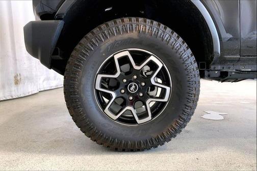 Shadow Black 2025 Ford Bronco Base