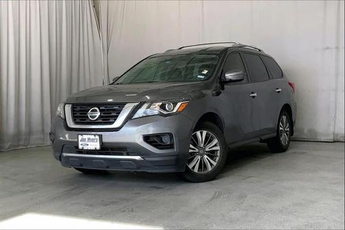 2019 Nissan Pathfinder S