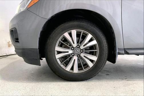 2019 Nissan Pathfinder S