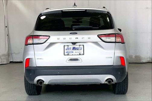 Ingot Silver Metallic 2020 Ford Escape SEL
