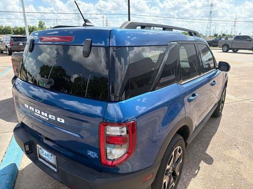 Atlas Blue Metallic 2023 Ford Bronco Sport Outer Banks