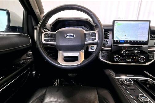 Star White Metallic Tri-Coat 2022 Ford Expedition Max XLT