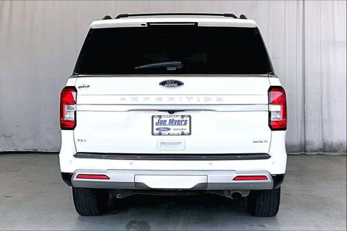 Star White Metallic Tri-Coat 2022 Ford Expedition Max XLT