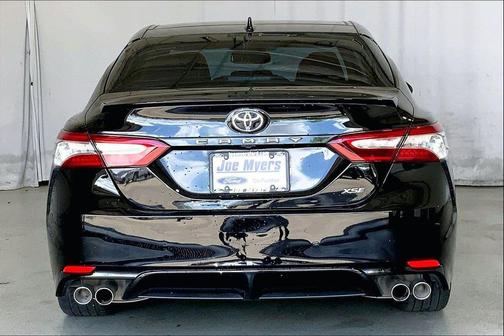 Midnight Black Metallic 2020 Toyota Camry XSE
