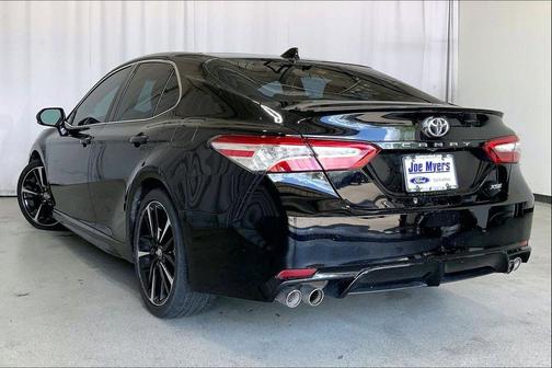 Midnight Black Metallic 2020 Toyota Camry XSE