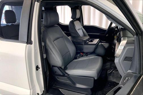 Oxford White 2024 Ford F-250 XL