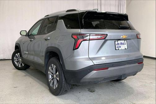 Sterling Gray Metallic 2025 Chevrolet Equinox 1LT
