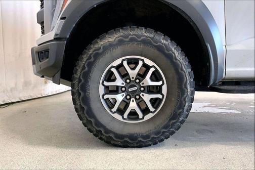 Oxford White 2023 Ford F-150 Raptor
