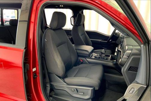 Rapid Red Metallic Tinted Clearcoat 2024 Ford F-150 XLT