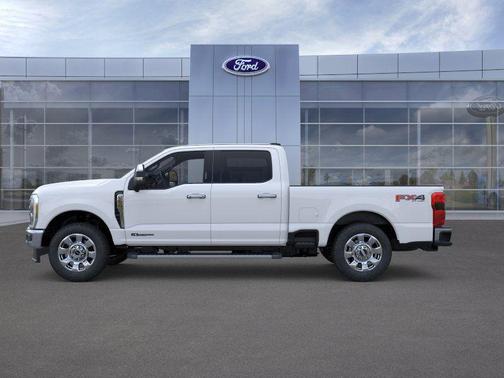 Oxford White 2026 Ford F-250 Lariat