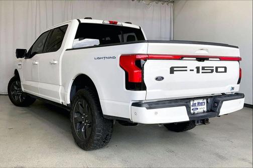 Star White Metallic Tri-Coat 2023 Ford F-150 Lightning LARIAT