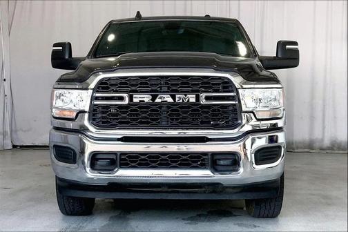 2024 RAM 2500 Tradesman Crew Cab 4x4 6'4' Box