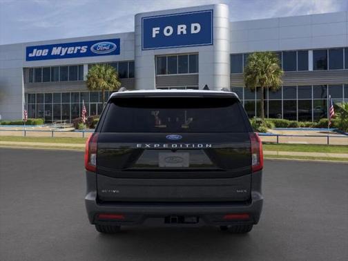 2025 Ford Expedition Max Active 4x2
