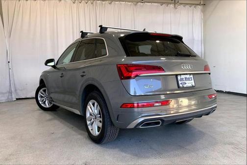 2023 Audi Q5 45 S line Premium