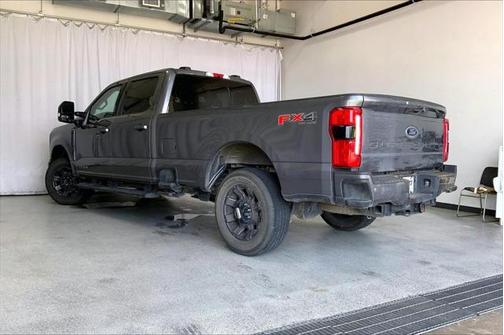 2023 Ford F-350 Lariat
