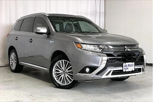 2022 Mitsubishi Outlander PHEV SEL