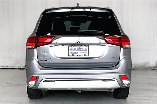 2022 Mitsubishi Outlander PHEV SEL