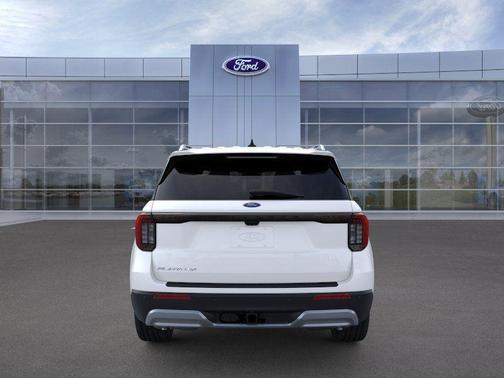 Star White Metallic Tri-Coat 2026 Ford Explorer Platinum