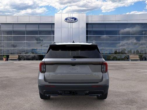 Carbonized Gray Metallic 2026 Ford Explorer ST-Line