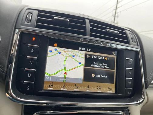 2017 Lincoln Continental Black Label