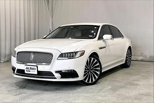 2017 Lincoln Continental Black Label