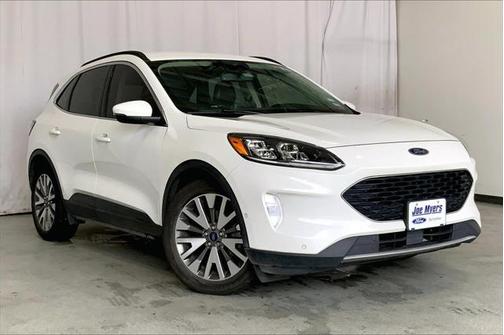 2020 Ford Escape Titanium