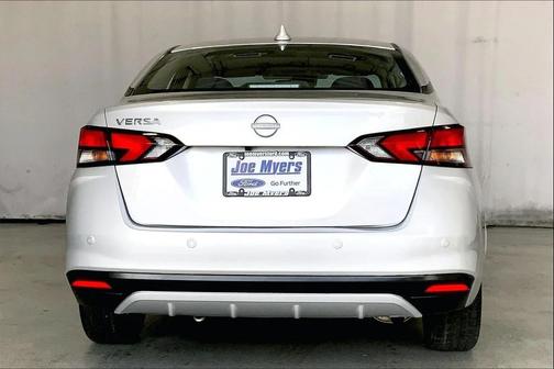 2023 Nissan Versa 1.6 SV