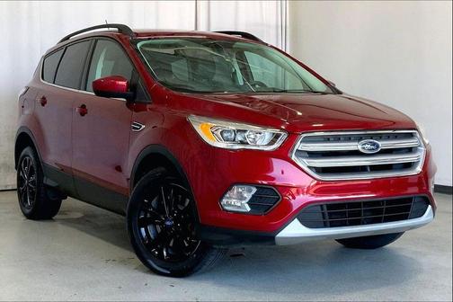 Ruby Red Metallic Tinted Clearcoat 2018 Ford Escape SEL