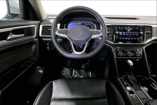 2022 Volkswagen Atlas 3.6L SE w/Technology
