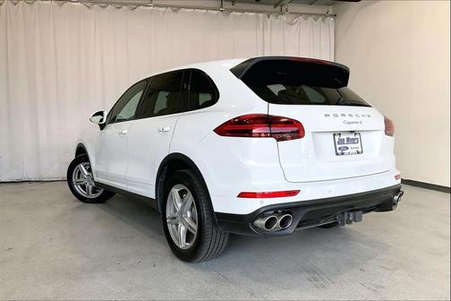 2017 Porsche Cayenne S