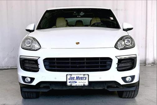 2017 Porsche Cayenne S