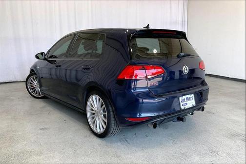 2016 Volkswagen Golf GTI 2.0T Autobahn w/Performance Package 4-Door