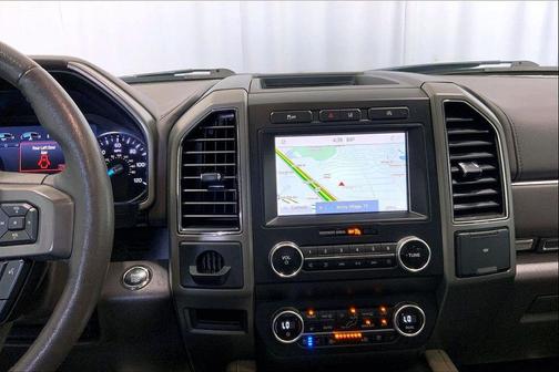 Star White Metallic Tri-Coat 2020 Ford Expedition XLT