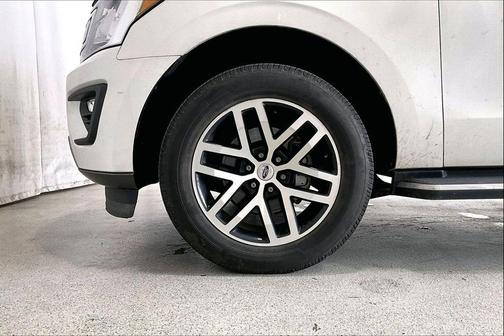 Star White Metallic Tri-Coat 2020 Ford Expedition XLT