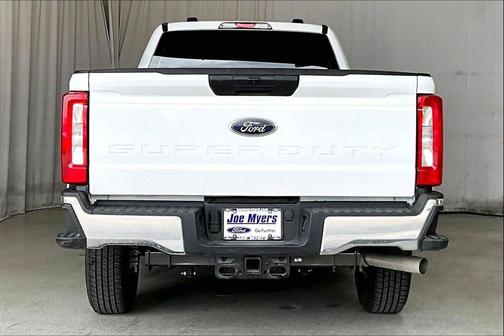 Oxford White 2024 Ford F-350 XL