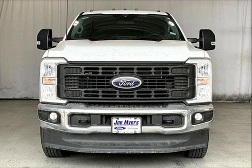 Oxford White 2024 Ford F-350 XL